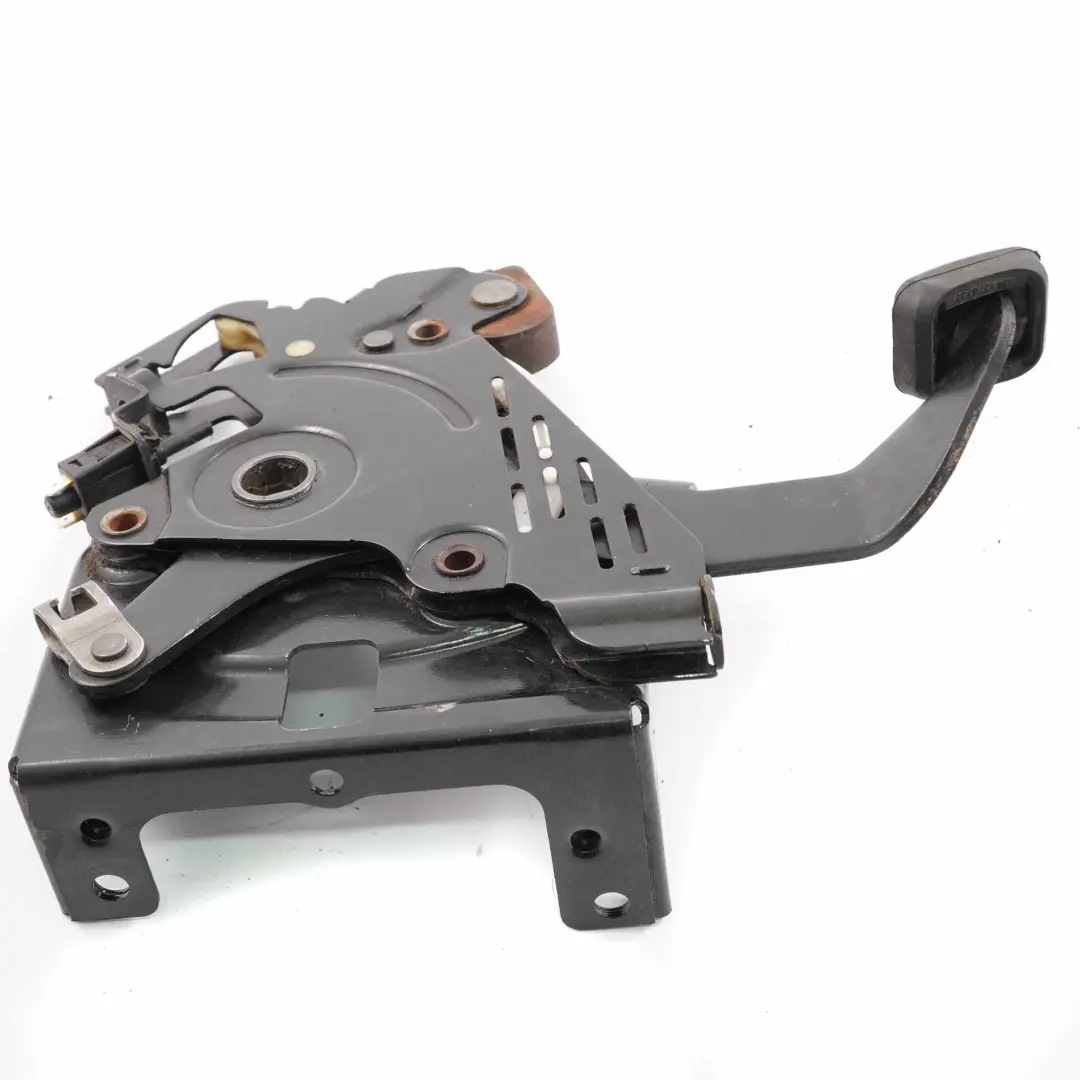 Mercedes-Benz Vito W639 Handbrake Parking Foot Brake Pedal Unit to with Part number A6394201484 Mercedes-Benz Vito W639 Handbrake Parking Foot Brake Pedal Unit - SKU rhd-A6394201484 - Part number A6394201484