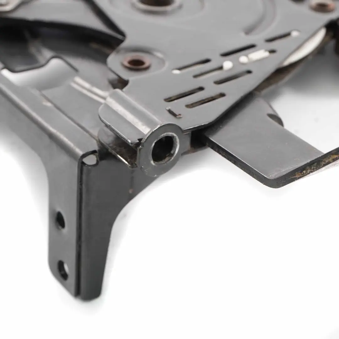 Mercedes-Benz Vito W639 Handbrake Parking Foot Brake Pedal Unit to with Part number A6394201484 Mercedes-Benz Vito W639 Handbrake Parking Foot Brake Pedal Unit - SKU rhd-A6394201484 - Part number A6394201484