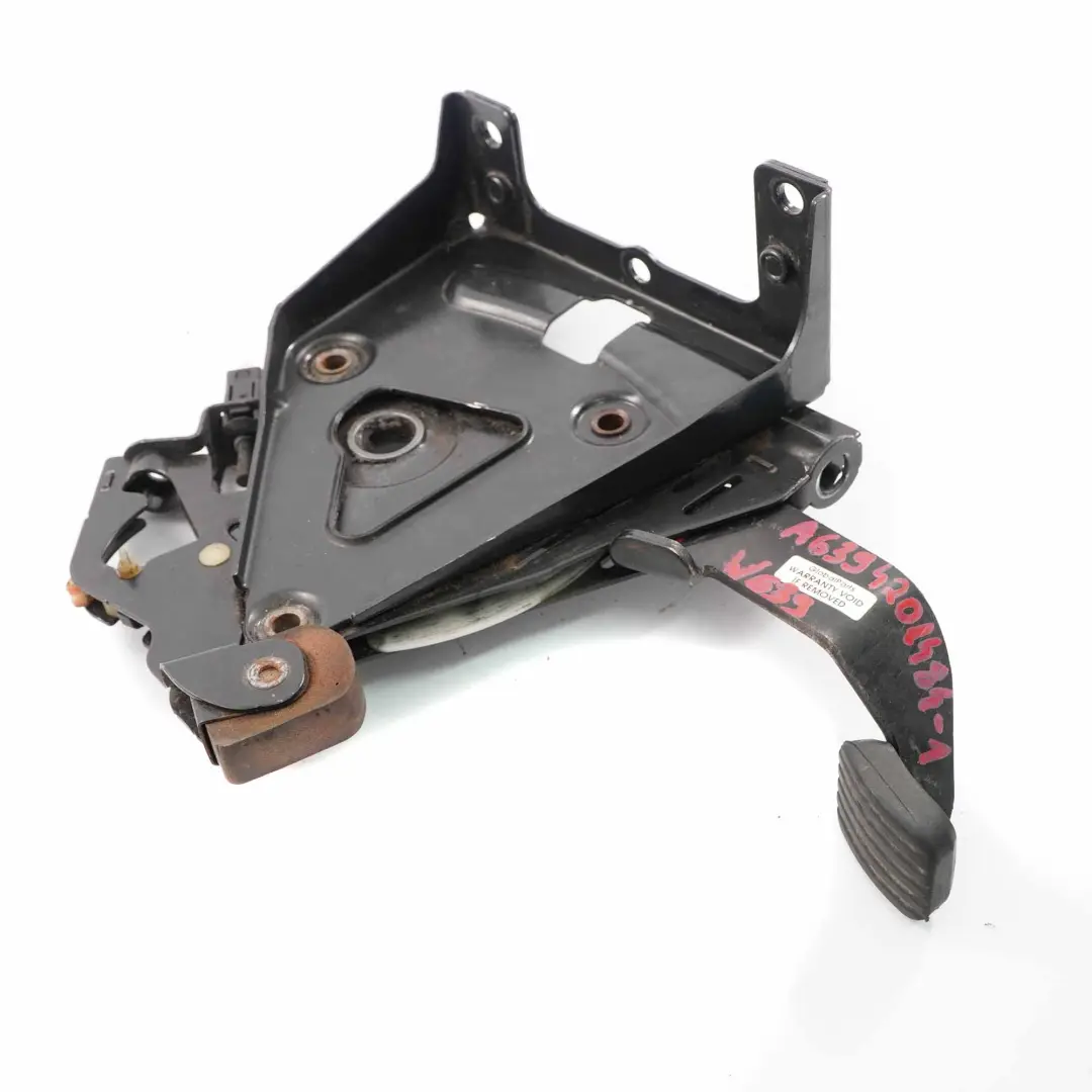 Mercedes-Benz Vito W639 Handbrake Parking Foot Brake Pedal Unit to with Part number A6394201484 Mercedes-Benz Vito W639 Handbrake Parking Foot Brake Pedal Unit - SKU rhd-A6394201484 - Part number A6394201484
