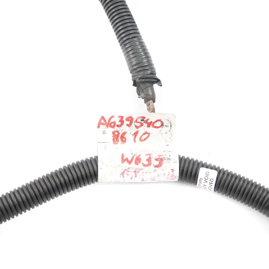 Mercedes-Benz W639 Battery Starter Alternator Positive Plus Cable to with Part number A6395408610 Mercedes-Benz W639 Battery Starter Alternator Positive Plus Cable - SKU rhd-A6395408610 - Part number A6395408610