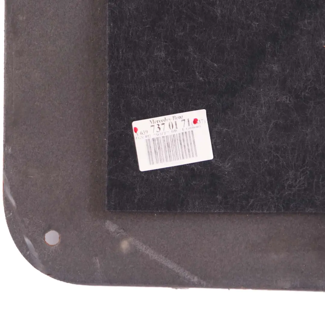 Pannello Destro Rivestimento Interno Grigio per Mercedes Vito W639 con numero di parte A6397370171 Mercedes Vito W639 Pannello Destro Rivestimento Interno Grigio - SKU A6397370171 - Numero di parte A6397370171