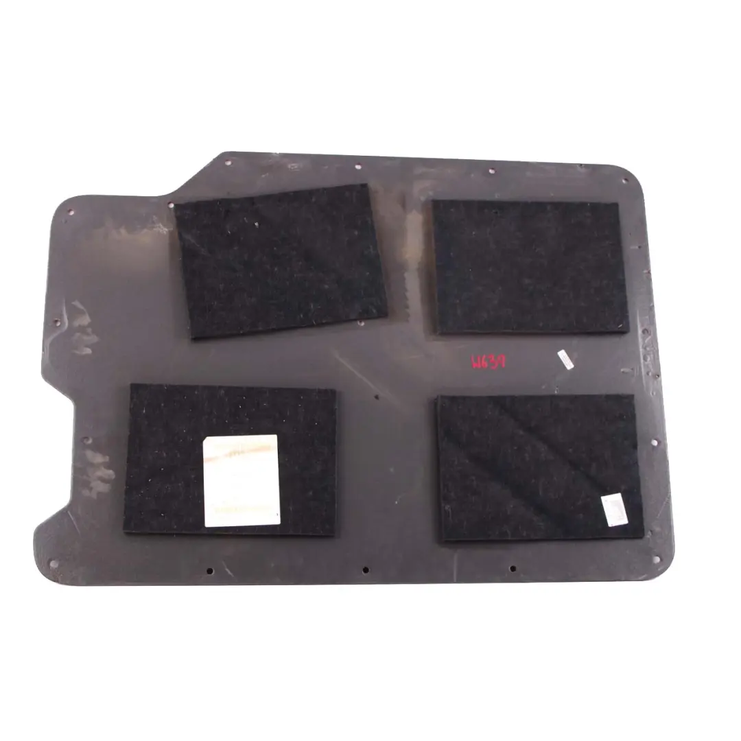 Panneau d'habillage Interieur Droit Gris pour Mercedes Vito W639 à propos du numéro de pièce A6397370171 Mercedes Vito W639 Panneau d'habillage Interieur Droit Gris - SKU A6397370171 - Numéro de pièce A6397370171