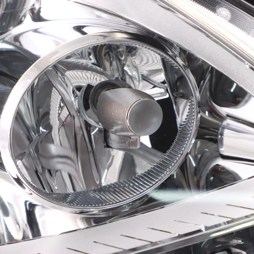 Headlamp Headlight Xenon Lamp Front Right O/S to Mercedes Vito W639 with Part number A6398203161 Mercedes Vito W639 Headlamp Headlight Xenon Lamp Front Right O/S - SKU rhd-A6398203161 - Part number A6398203161