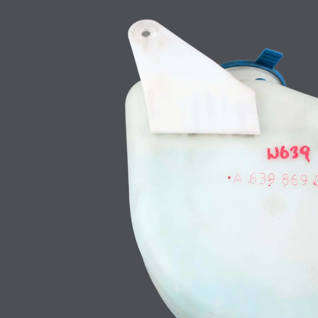 Windscreen Washer Bottle Tank Reservoir to Mercedes Vito W639 with Part number A6398690320 Mercedes Vito W639 Windscreen Washer Bottle Tank Reservoir - SKU rhd-A6398690320 - Part number A6398690320