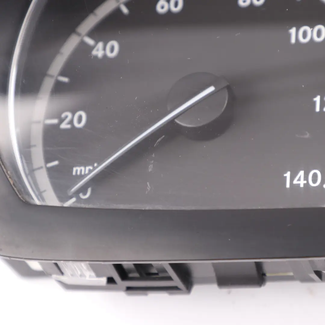 Instrument Cluster Speedo Clocks Automatic to Mercedes Vito W639 Diesel with Part number A6399001901 Mercedes Vito W639 Diesel Instrument Cluster Speedo Clocks Automatic - SKU rhd-A6399001901 - Part number A6399001901