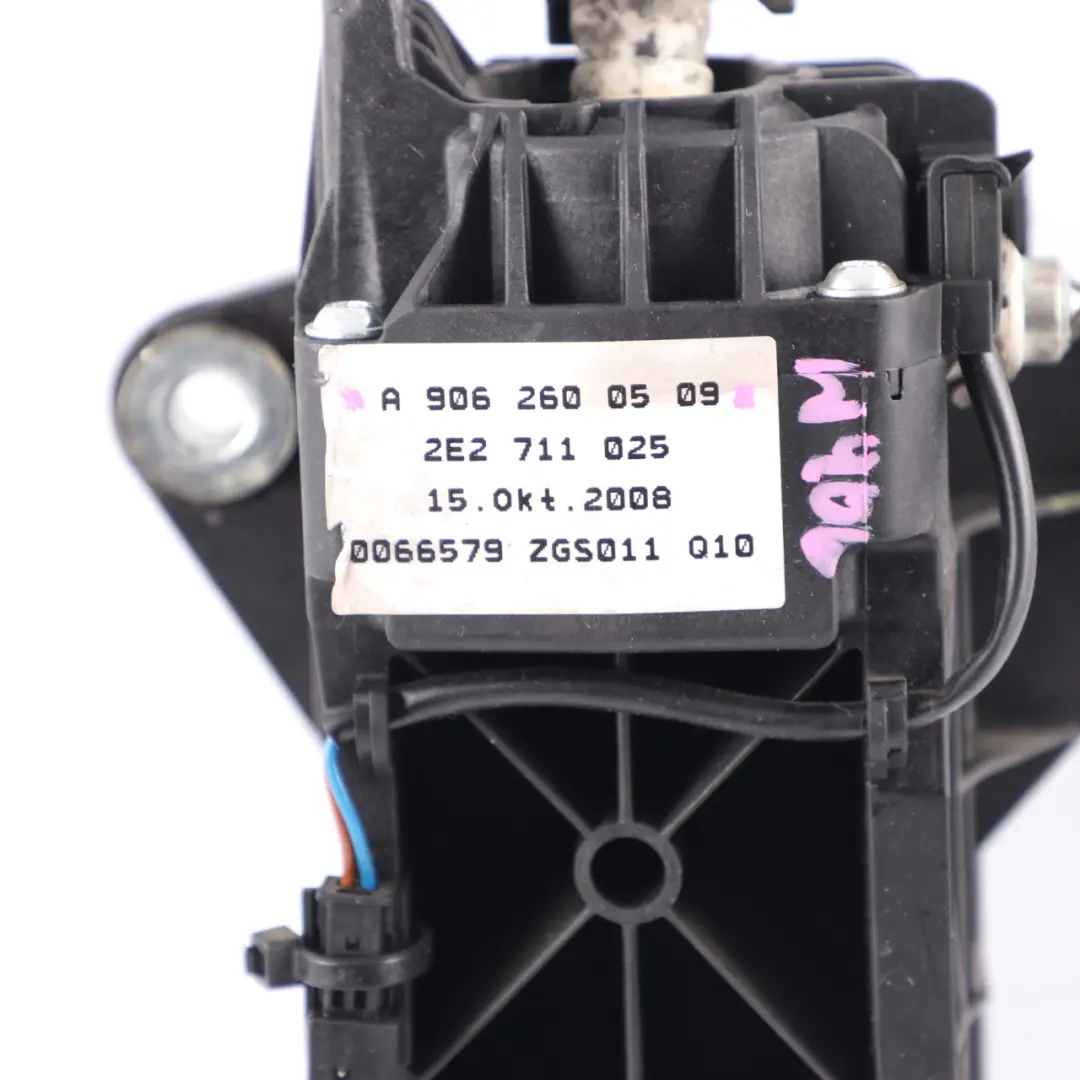 Stick Shift Selector 6 Speed Manual to Mercedes Sprinter W906 Gear with Part number A9062600509 Mercedes Sprinter W906 Gear Stick Shift Selector 6 Speed Manual - SKU rhd-A9062600509 - Part number A9062600509