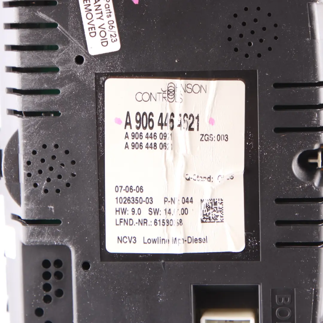 Instrument Cluster Speedo Clocks Meter Manual to Mercedes W906 Diesel with Part number A9064464621 Mercedes W906 Diesel Instrument Cluster Speedo Clocks Meter Manual - SKU rhd-A9064464621 - Part number A9064464621