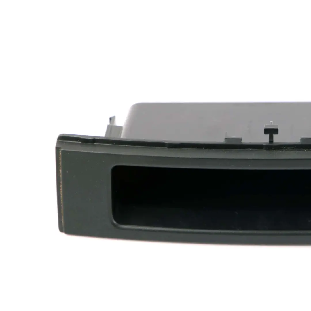 Tableau bord pochette rangement bord pour Mercedes Vito Viano W639 à propos du numéro de pièce A9066890147 Mercedes Vito Viano W639 Tableau bord pochette rangement bord - SKU A9066890147 - Numéro de pièce A9066890147