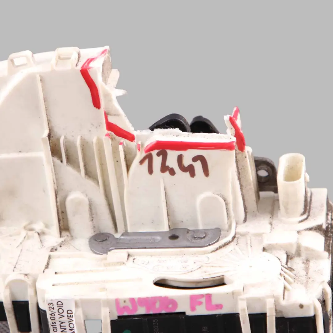 Door Lock Front Left N/S Mechanism Actuator to Mercedes Sprinter W906 with Part number A9067200235 Mercedes Sprinter W906 Door Lock Front Left N/S Mechanism Actuator - SKU rhd-A9067200235 - Part number A9067200235