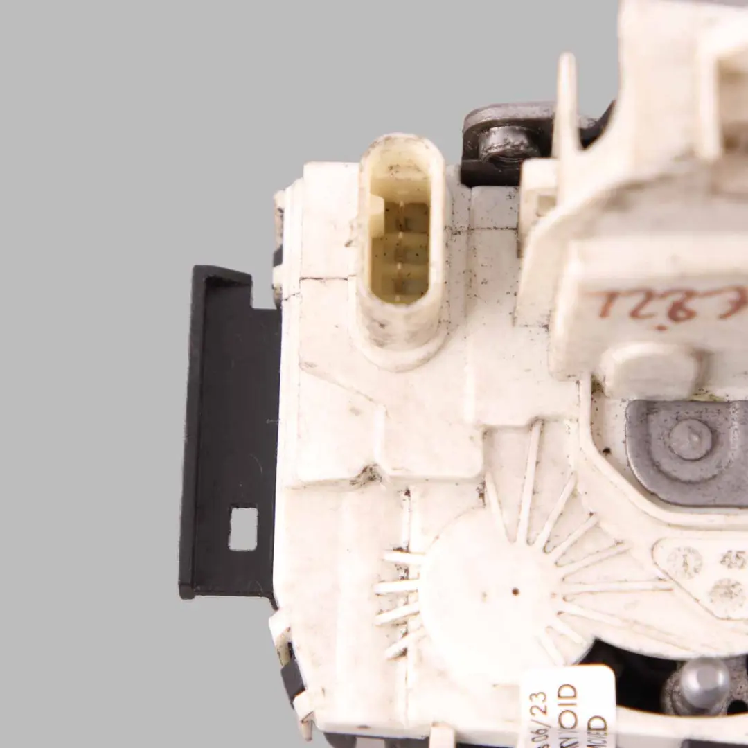 Mercedes Sprinter W906 Front Door Lock Right O/S Mechanism Actuator - SKU rhd-A9067200335 - Part number A9067200335