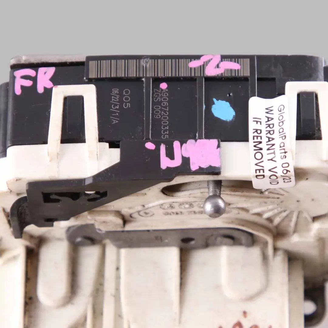 Mercedes Sprinter W906 Front Door Lock Right O/S Mechanism Actuator - SKU rhd-A9067200335 - Part number A9067200335