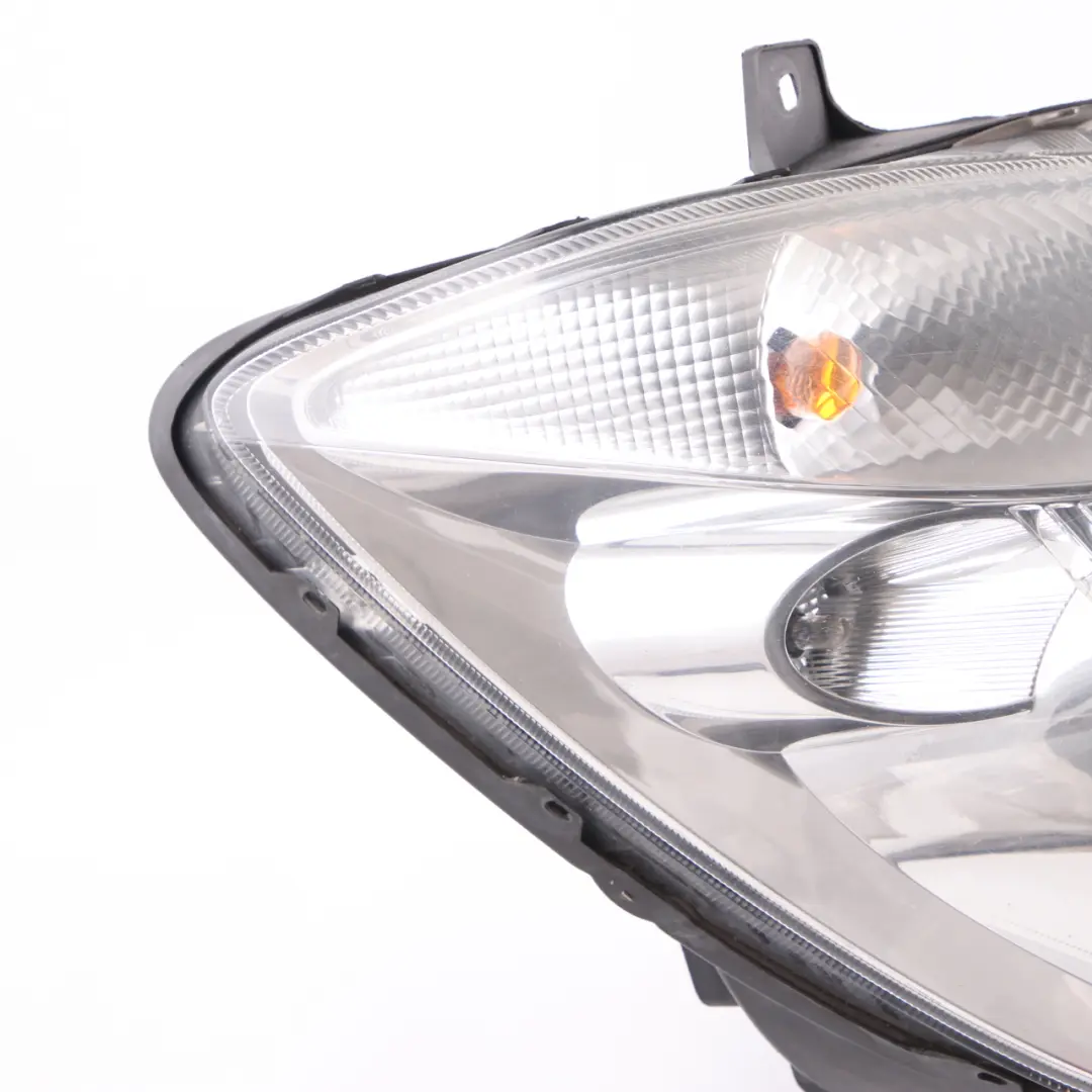 Mercedes-Benz Sprinter W906 Headlight Headlamp Lamp Front Right O/S to with Part number A9068200461 Mercedes-Benz Sprinter W906 Headlight Headlamp Lamp Front Right O/S - SKU rhd-A9068200461 - Part number A9068200461