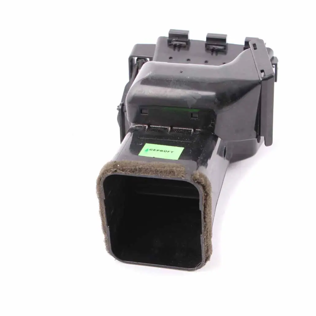 Dashboard Dash Right O/S Air Vent Grill Trim to Mercedes Sprinter W906 with Part number A9068302054 Mercedes Sprinter W906 Dashboard Dash Right O/S Air Vent Grill Trim - SKU rhd-A9068302054 - Part number A9068302054