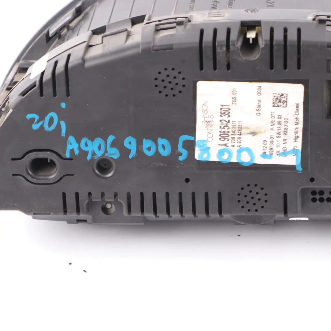 Instrument Cluster Speedo Clocks Meter Manual to Mercedes W906 Diesel with Part number A9069005800 Mercedes W906 Diesel Instrument Cluster Speedo Clocks Meter Manual - SKU rhd-A9069005800-1 - Part number A9069005800