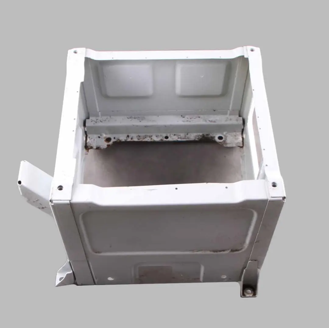 Front Right O/S Driver Seat Mount Base Set to Mercedes W906 Seat Box with Part number A9069106700 Mercedes W906 Seat Box Front Right O/S Driver Seat Mount Base Set - SKU rhd-A9069106700 - Part number A9069106700