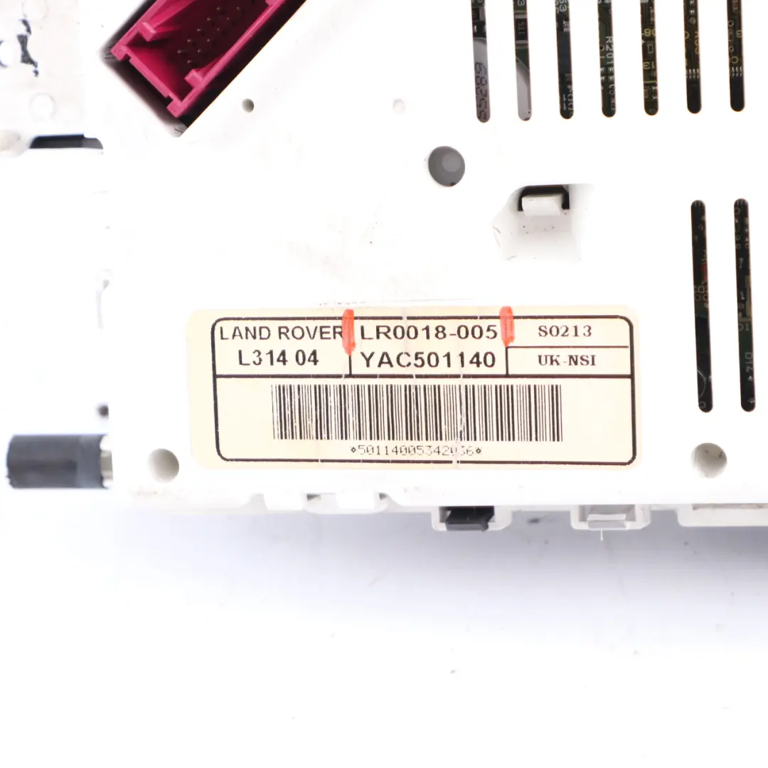 Instrument Cluster Speedo Automatic to Land Rover Freelander 1 Diesel with Part number YAC501140 Land Rover Freelander 1 Diesel Instrument Cluster Speedo Automatic - SKU rhd-YAC501140 - Part number YAC501140