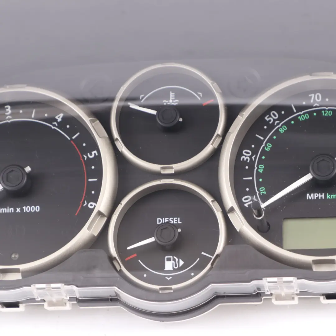 Instrument Cluster Speedo Automatic to Land Rover Freelander 1 Diesel with Part number YAC501140 Land Rover Freelander 1 Diesel Instrument Cluster Speedo Automatic - SKU rhd-YAC501140 - Part number YAC501140