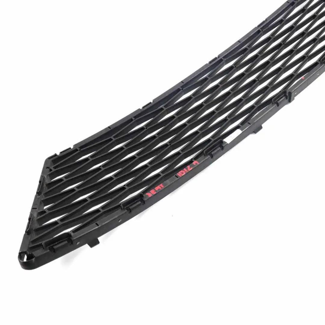  Parachoques delantero Rejilla Seat Ibiza Embellecedor Panel Negro - SKU Seat Ibiza IB12110 - Número de pieza IB12110