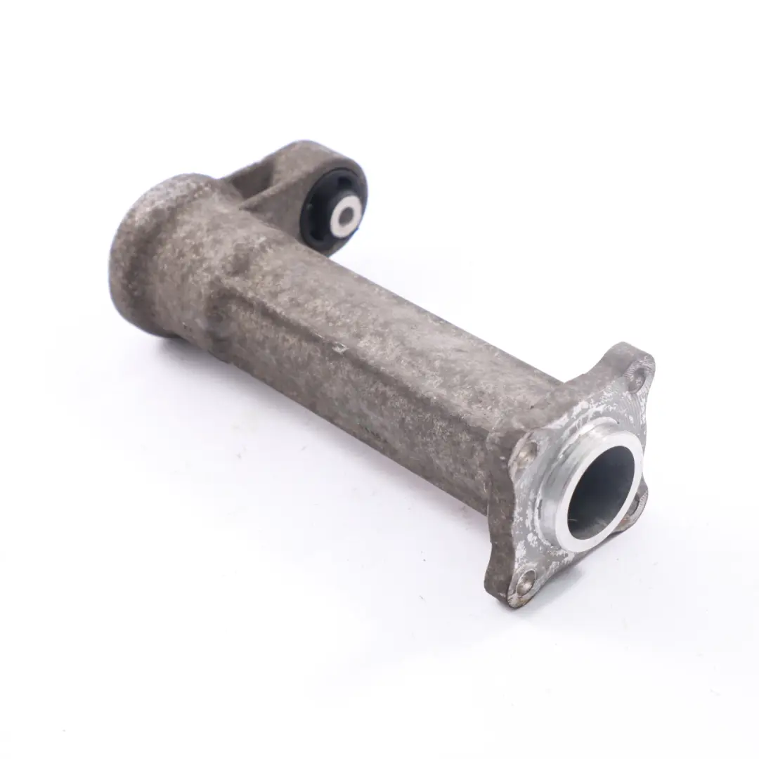 Wspornik Dyferencjału do Range Rover Sport o numerze TAU500080 Range Rover Sport Wspornik Dyferencjału - SKU TAU500080 - Numer Części TAU500080