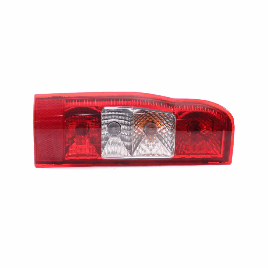 Lampa Tylna Lewa 6C1113405AA do Ford Transit MK7 o numerze TK034779 Ford Transit MK7 Lampa Tylna Lewa 6C1113405AA - SKU TK034779 - Numer Części TK034779
