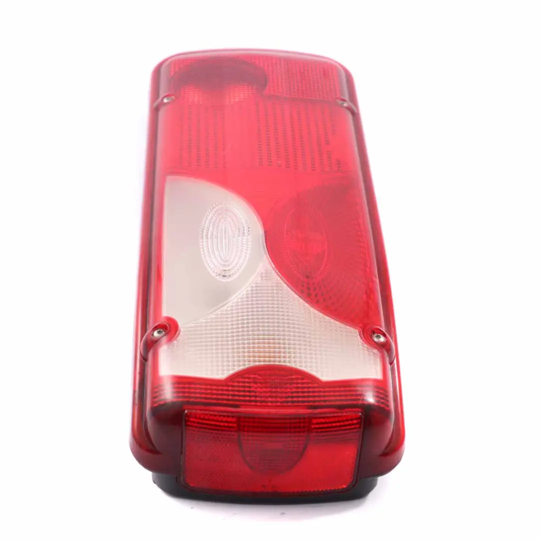  Light Rear Right O/S AMP 7 Pin - SKU Vignal Lamp - Part number Vignal Lamp