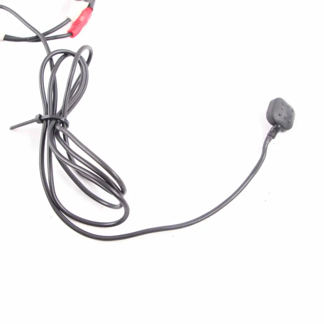 v.LiNK Mercedes Multimedia Interface Rear View Camera Module Unit Box to with Part number VL2-MBN4 v.LiNK Mercedes Multimedia Interface Rear View Camera Module Unit Box - SKU VL2-MBN4 - Part number VL2-MBN4