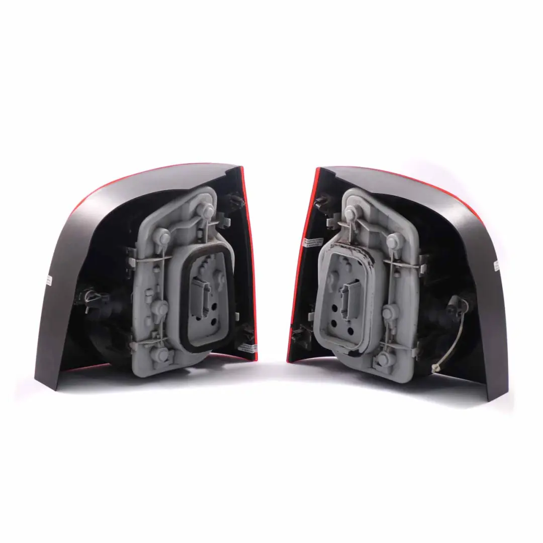 VW Volkswagen Polo IV Feu arrière gauche droit N/O/S Depo Set - SKU VW Polo Rear Lamp Set DEPO - Numéro de pièce VW Polo Rear Lamp Set DEPO