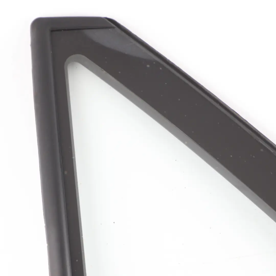 MK6 Window Quarter Glass Front Door Right O/S AS2 to Ford Transit with Part number VYC15V21418AA Ford Transit MK6 Window Quarter Glass Front Door Right O/S AS2 - SKU VYC15V21418AA - Part number VYC15V21418AA