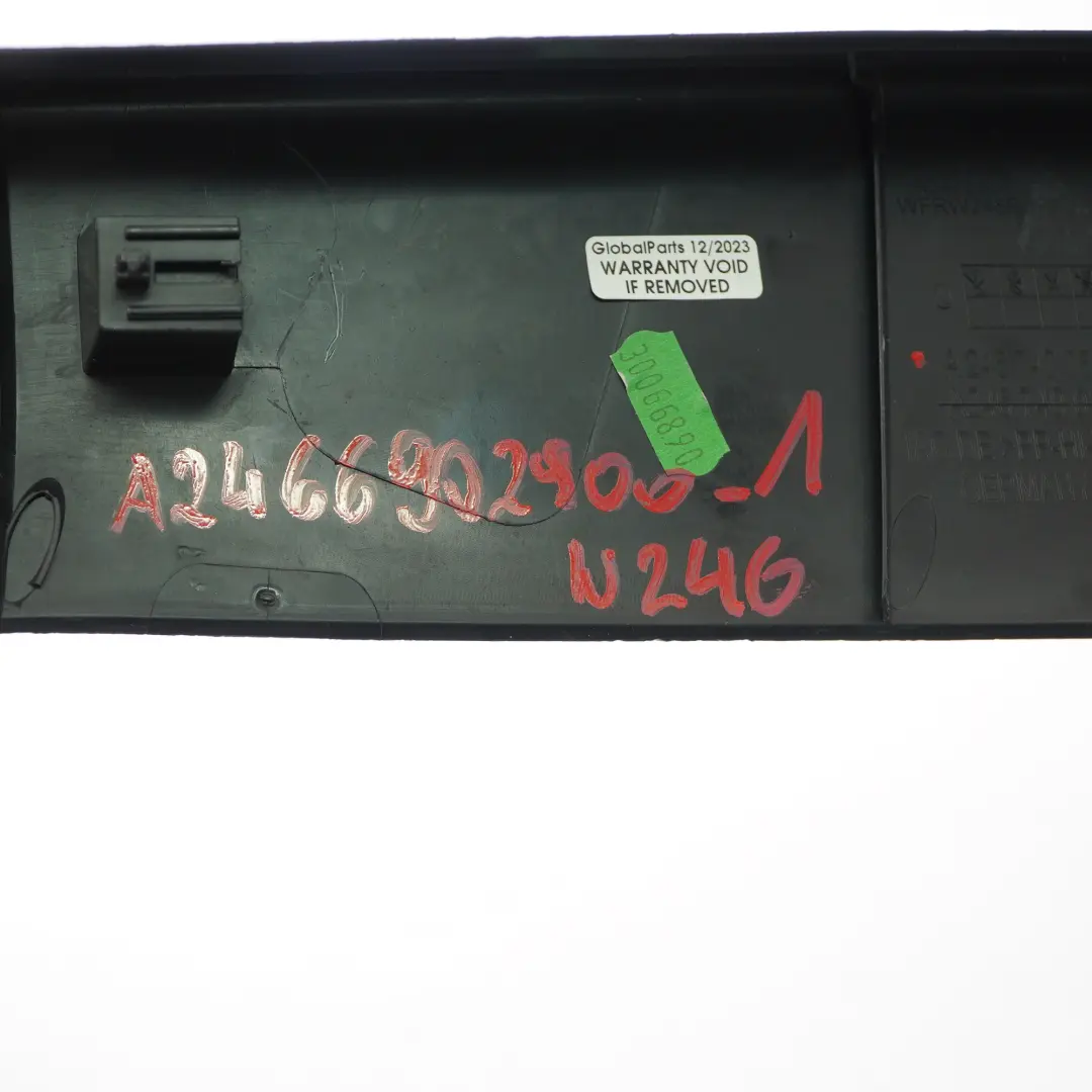 Mercedes W246 Listwa Wykończenia Klapy Bagażnika Górna Lewa A2467400501 - SKU A2466902900-1 - Numer Części A2467400601