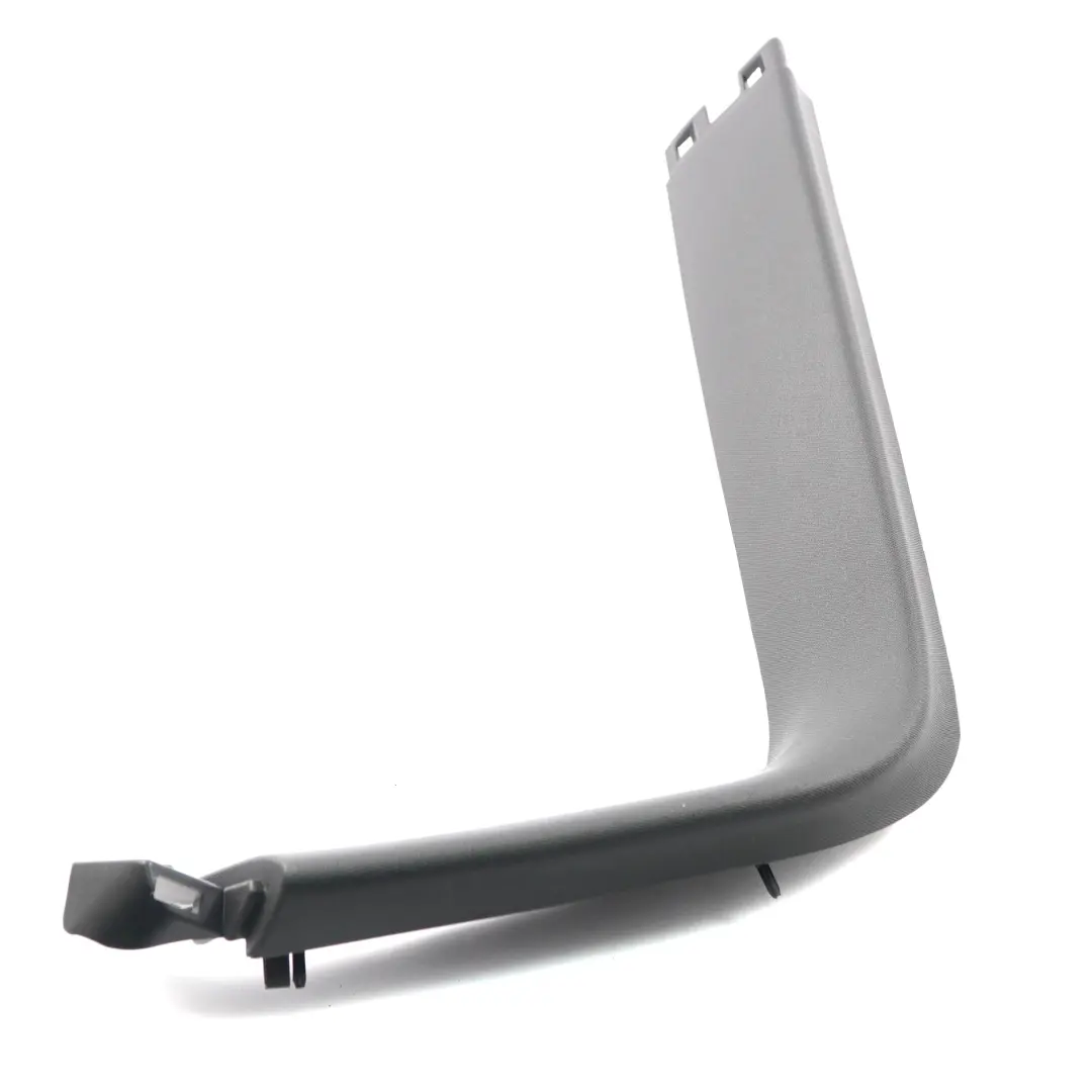 Tapa maletero Mercedes W246 embellecedor superior izquierda negro A2467400501 para con número de pieza A2467400601 Tapa maletero Mercedes W246 embellecedor superior izquierda negro A2467400501 - SKU A2466902900-1 - Número de pieza A2467400601