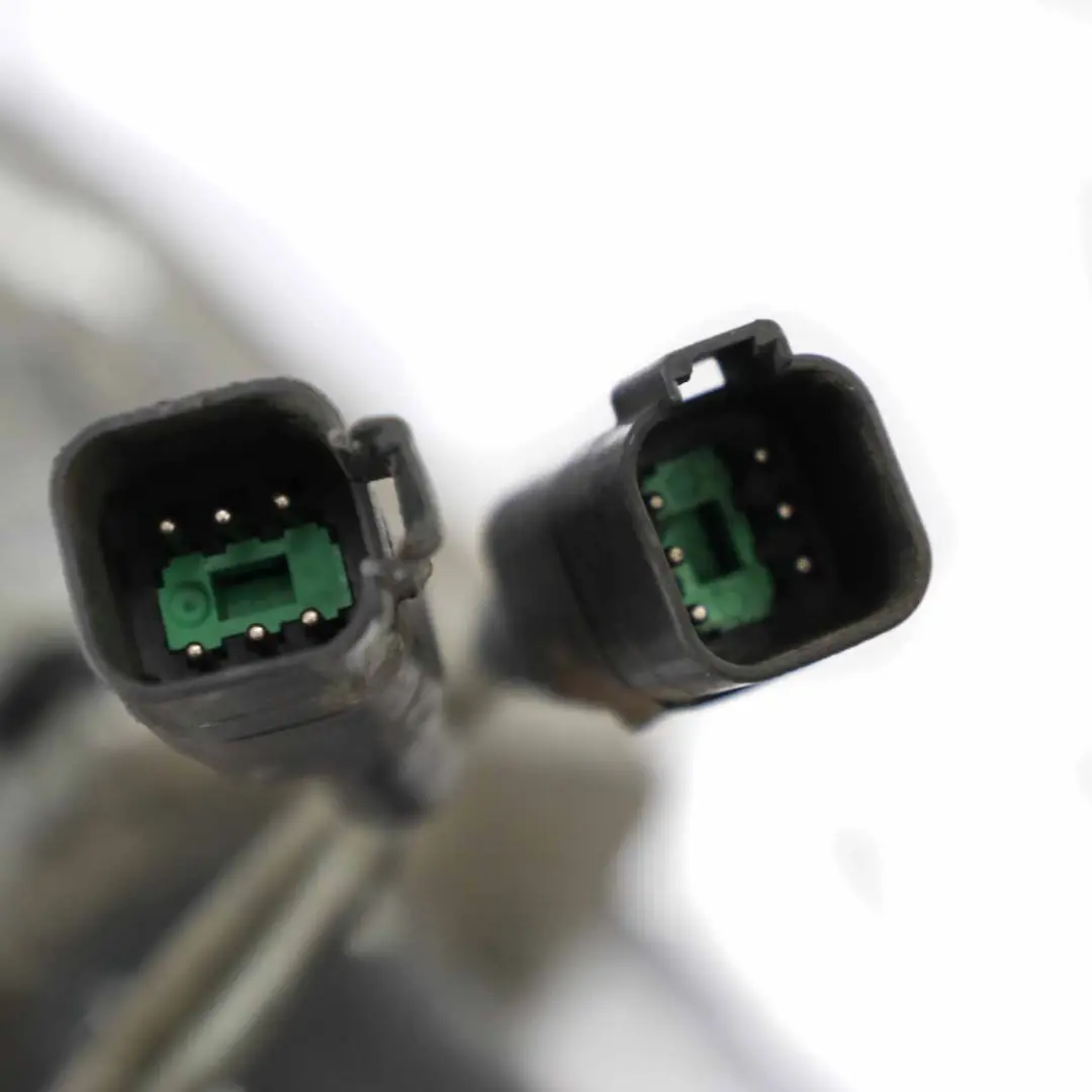 Alberi sterzo asse posteriore sterzo sinistra destra per Mercedes Vito W639 con numero di parte W639 Steering Axle Mercedes Vito W639 Alberi sterzo asse posteriore sterzo sinistra destra - SKU W639-Steering-Axle - Numero di parte W639 Steering Axle