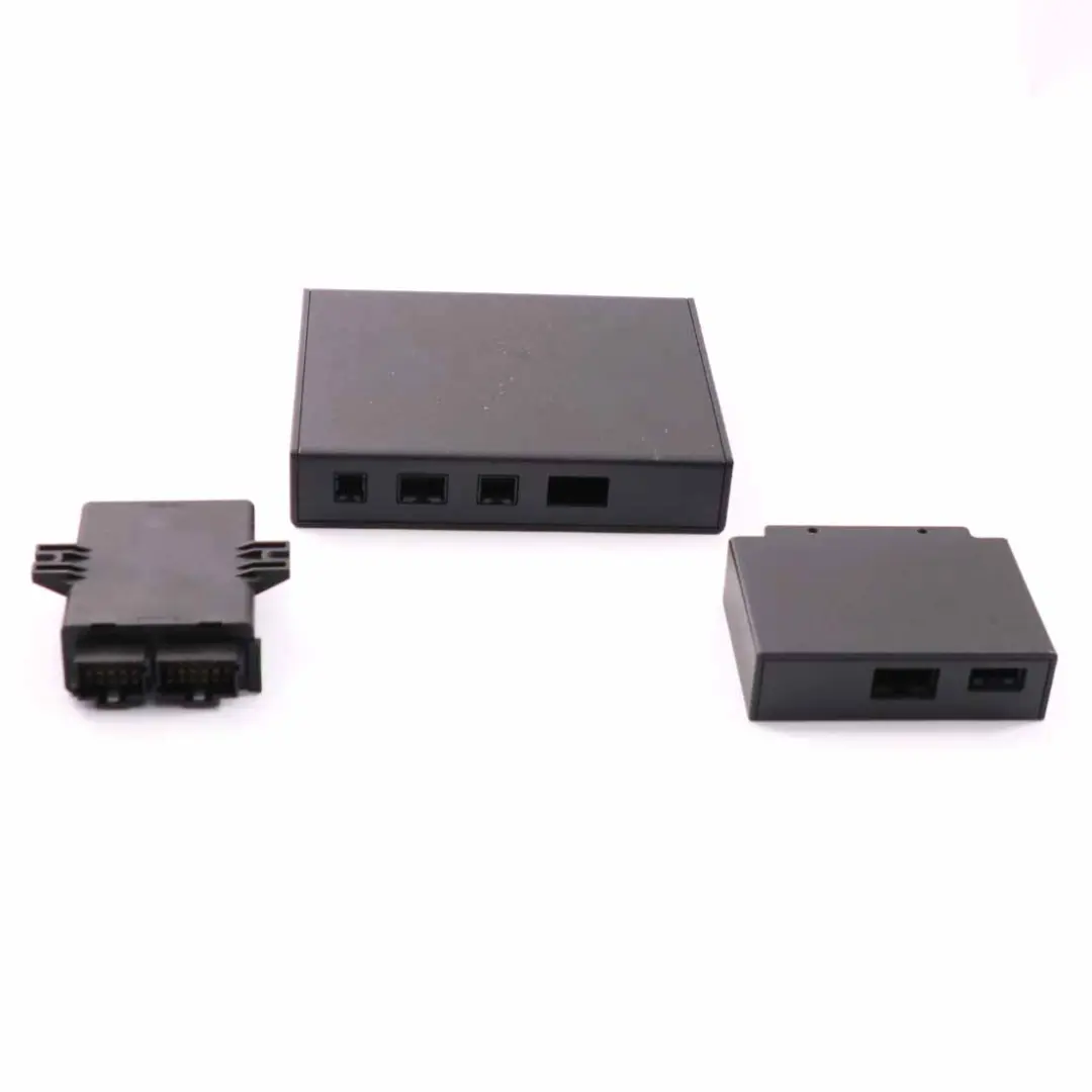 Ensemble d'unités de contrôle Taxi Direction arrière Intercom pour Mercedes Vito W639 à propos du numéro de pièce W639 Taxi Modules Mercedes Vito W639 Ensemble d'unités de contrôle Taxi Direction arrière Intercom - SKU W639 Taxi Modules - Numéro de pièce W639 Taxi Modules