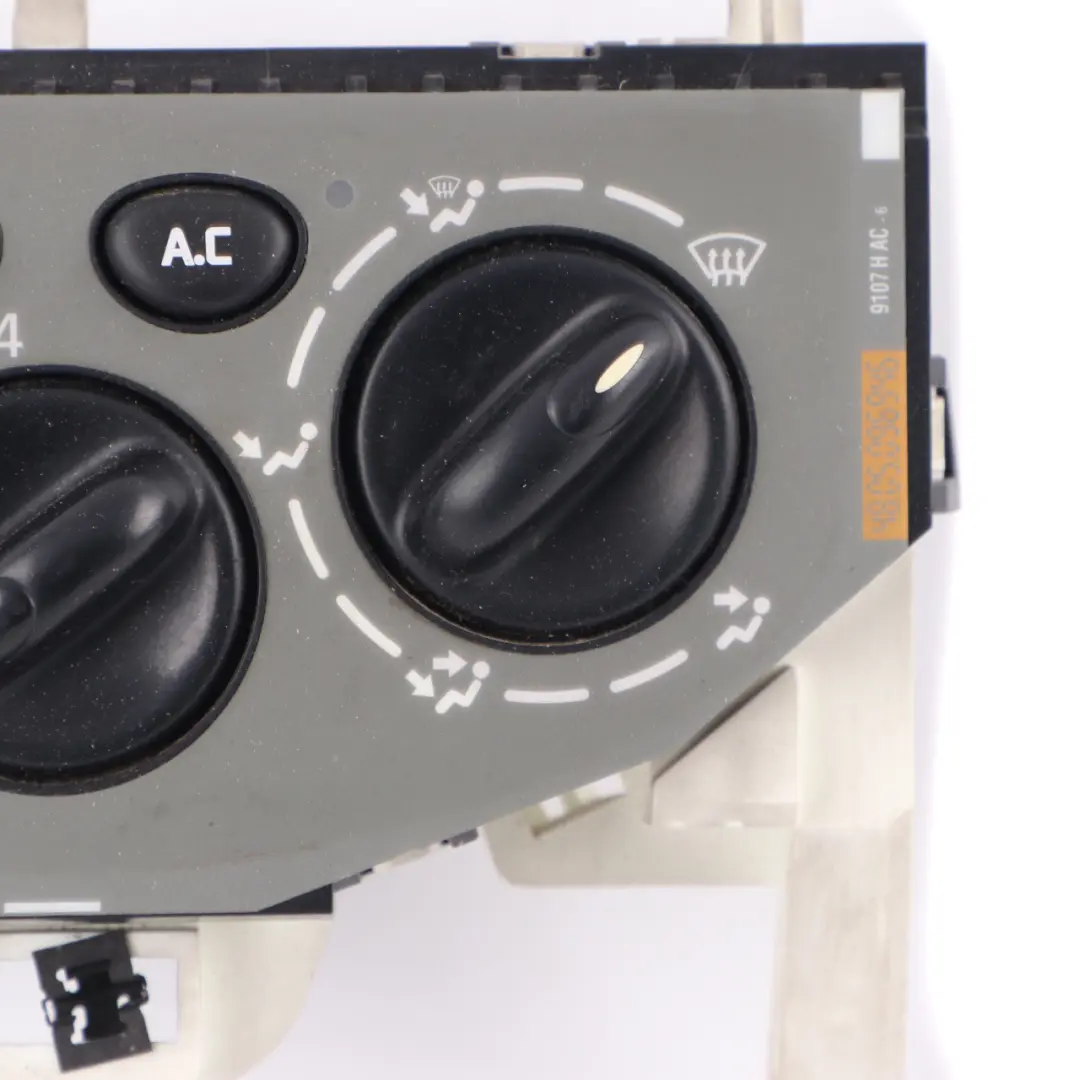 A/C Control Panel Fan Blower to Renault Trafic 2 Vauxhall Vivaro A with Part number W964098PD Renault Trafic 2 Vauxhall Vivaro A A/C Control Panel Fan Blower - SKU W964098PD - Part number W964098PD