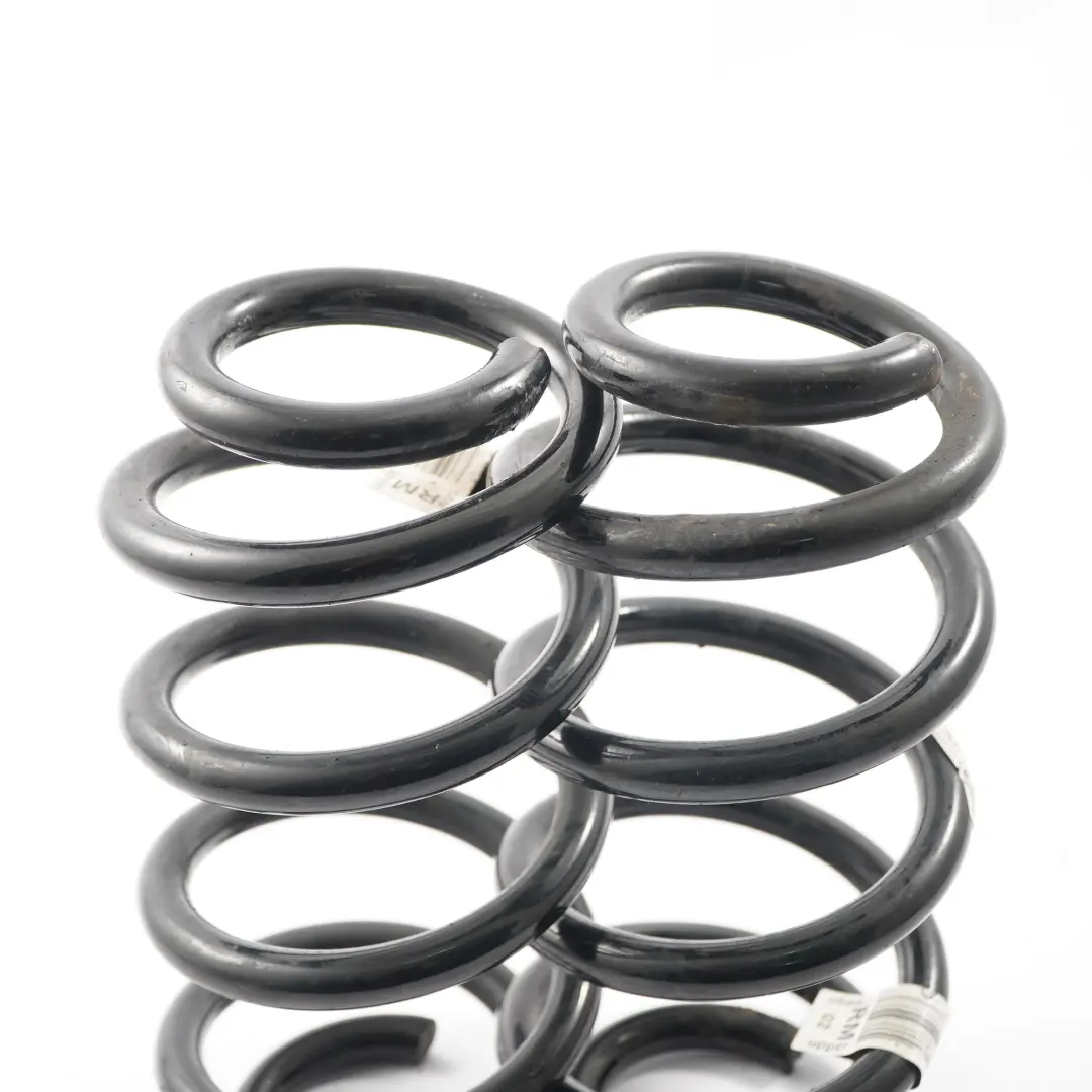 Suspensión Trasera RM Izquierda Derecha Muelles helicoidales para BMW X1 F48 con número de pieza X1 F48 RM BMW X1 F48 Suspensión Trasera RM Izquierda Derecha Muelles helicoidales - SKU X1 F48 RM Rear Coil Spring Set - Número de pieza X1 F48 RM