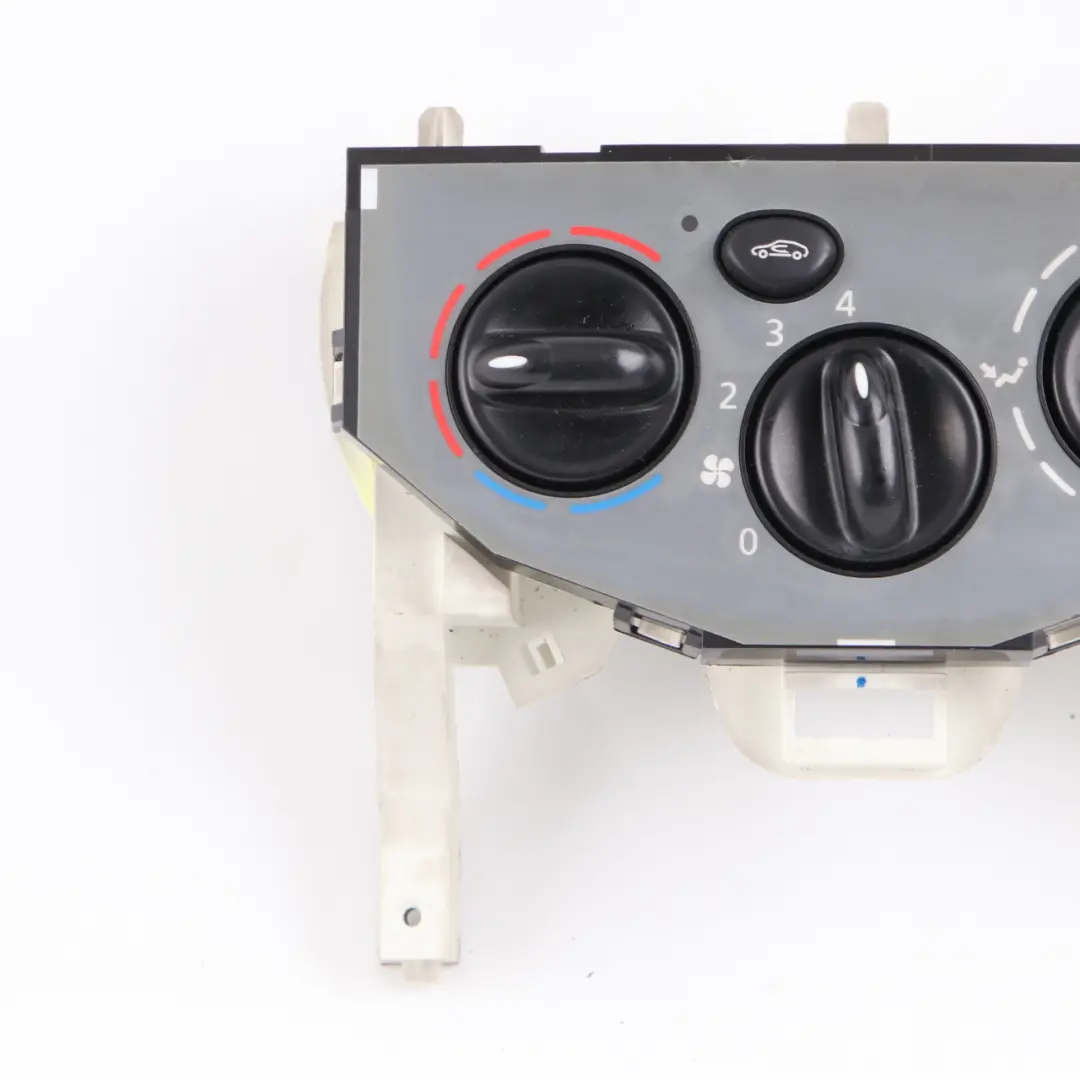 Conditioning Panel Renault Trafic II Vivaro A Heater Climate Control to Air with Part number X83WKA Air Conditioning Panel Renault Trafic II Vivaro A Heater Climate Control - SKU X83WKA - Part number X83WKA