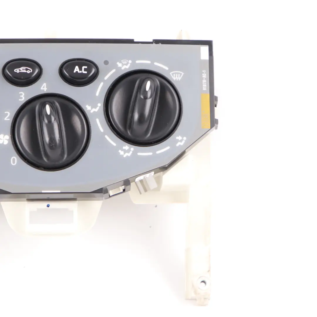 Conditioning Panel Renault Trafic II Vivaro A Heater Climate Control to Air with Part number X83WKB Air Conditioning Panel Renault Trafic II Vivaro A Heater Climate Control - SKU X83WKB - Part number X83WKB