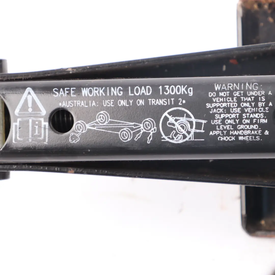 Jack Ford Transit Emergency Car Lifter Jack Tool 1300kg to Car with Part number YC1517080AE Car Jack Ford Transit Emergency Car Lifter Jack Tool 1300kg - SKU YC1517080AE - Part number YC1517080AE