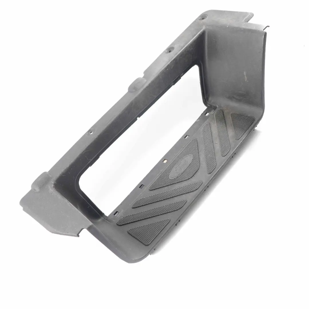 Próg Stopień Prawy do Ford Transit o numerze YC15V13246ALW Ford Transit Próg Stopień Prawy - SKU YC15V13246ALW - Numer Części YC15V13246ALW