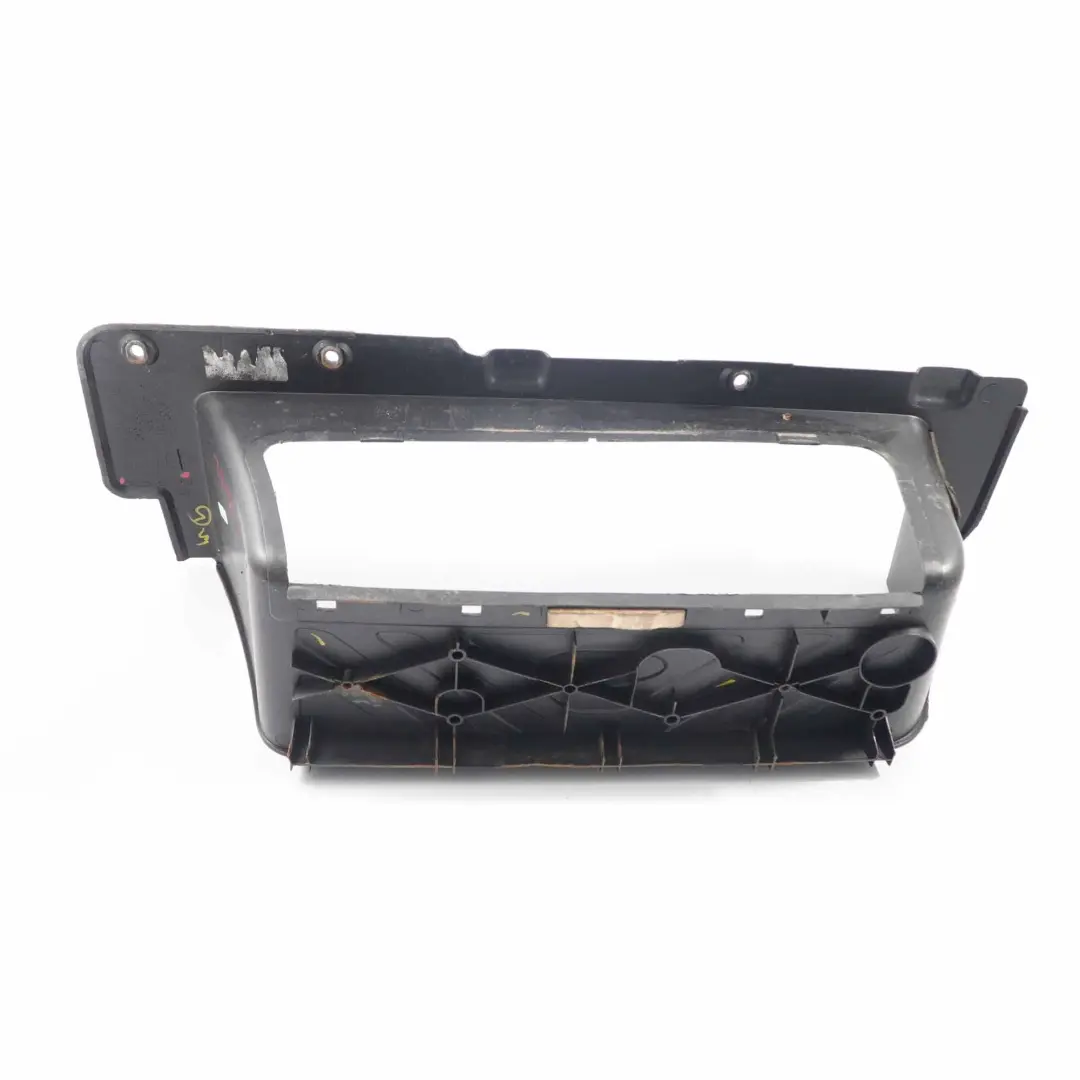 Copertura gradino anteriore destro ingresso pannello per Ford Transit con numero di parte YC15V13246ALW Ford Transit Copertura gradino anteriore destro ingresso pannello - SKU YC15V13246ALW - Numero di parte YC15V13246ALW