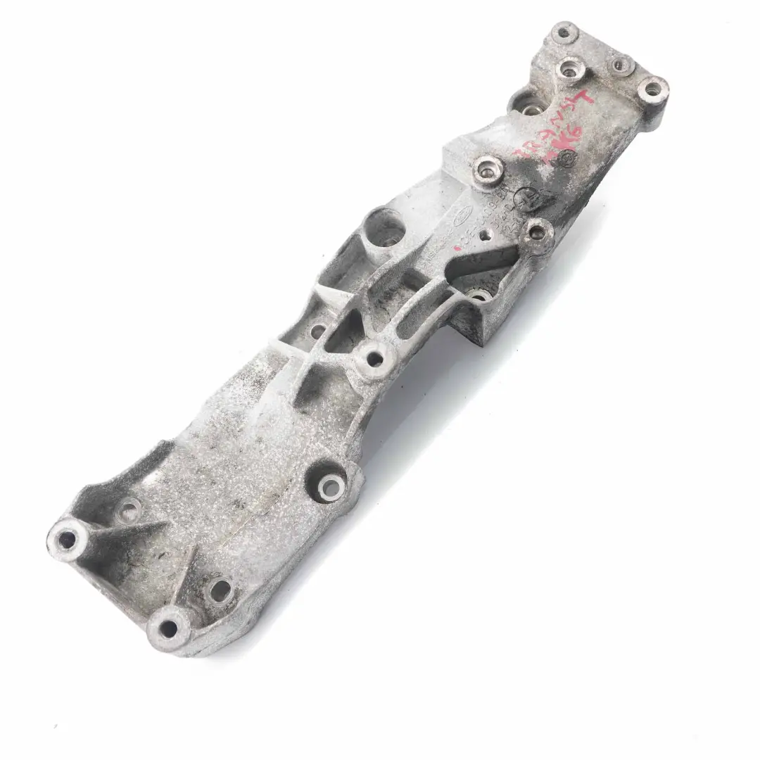MK6 2.4 Diesel Soporte Del Alternador para Ford Transit con número de pieza YC1E10K019BA Ford Transit MK6 2.4 Diesel Soporte Del Alternador - SKU YC1E10K019BA - Número de pieza YC1E10K019BA