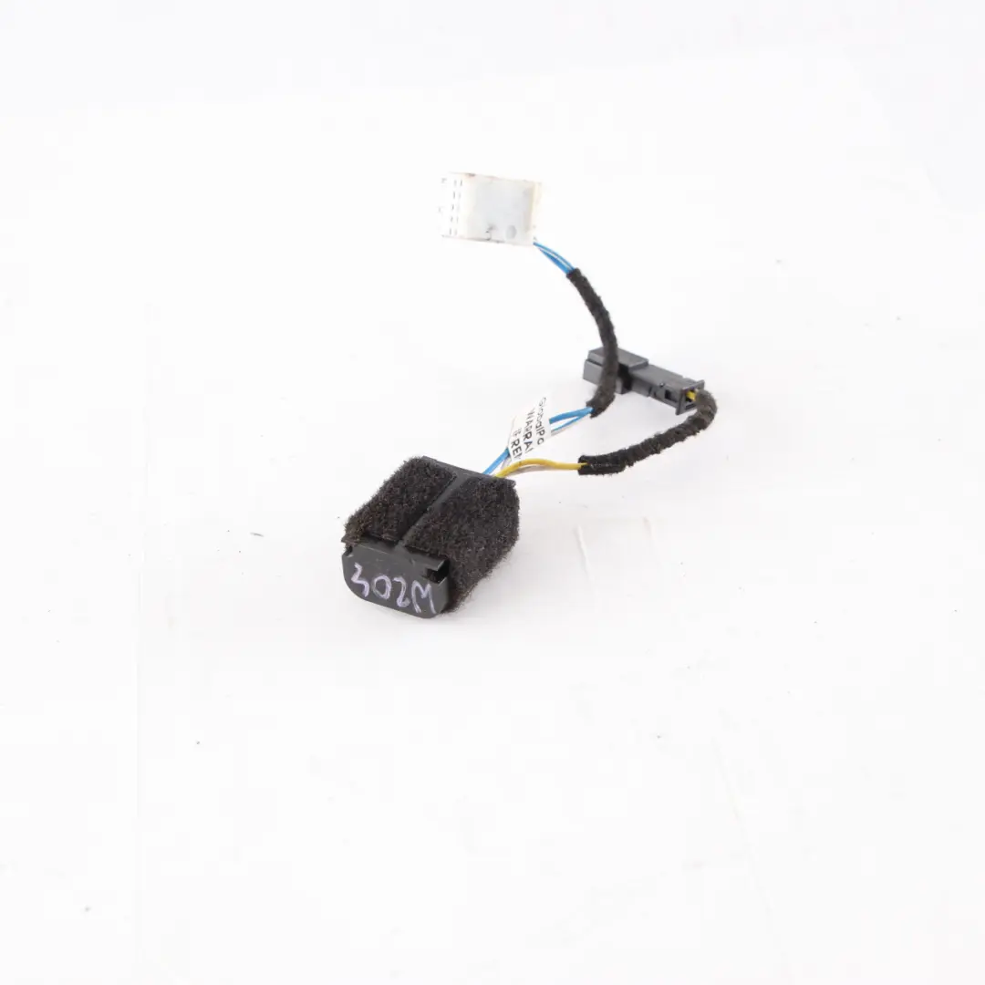 Mercedes W204 Wing Mirror Power Switch Relay Harness Unit - SKU ZTEB0517E01 - Part number ZTEB0517E01