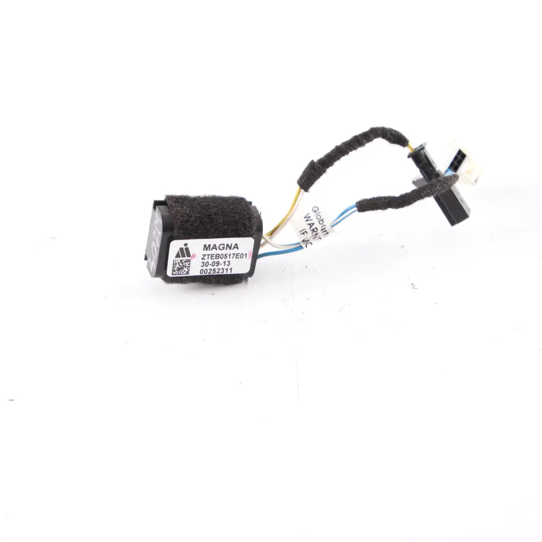 Mercedes W204 Wing Mirror Power Switch Relay Harness Unit - SKU ZTEB0517E01 - Part number ZTEB0517E01