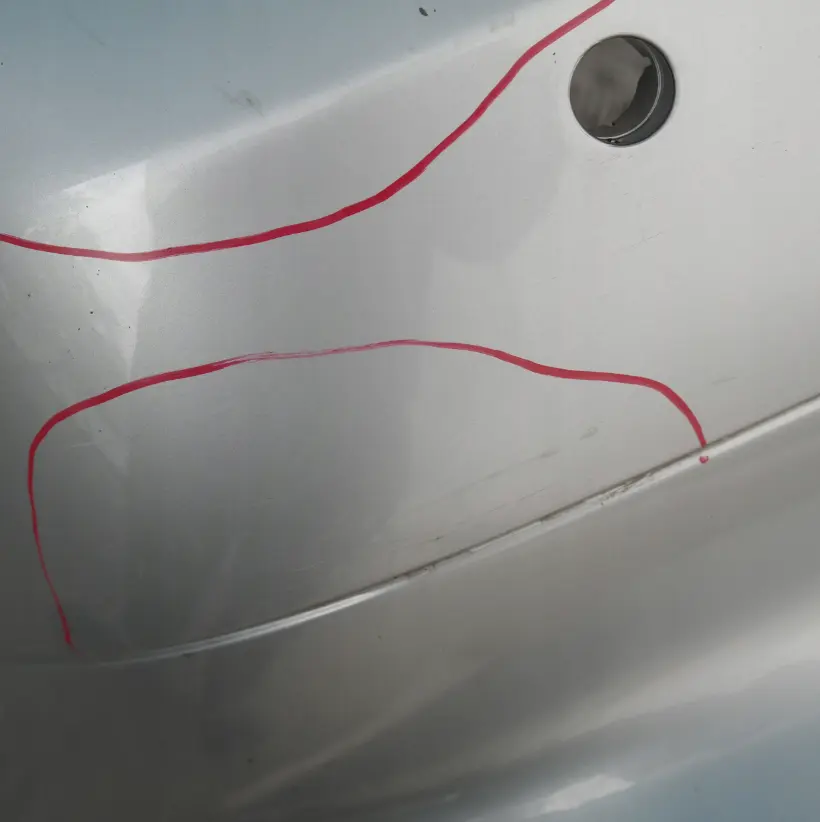 Zderzak tylny tył pdc titansilber 354 do BMW E61 o numerze 0306983-TS BMW E61 Zderzak tylny tył pdc titansilber 354 - SKU 0306983-TS - Numer Części 0306983-TS