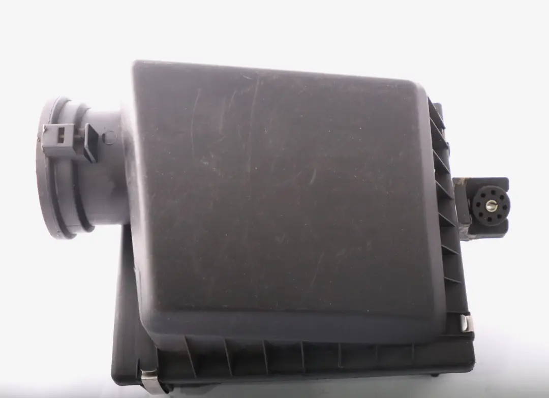 4.4i Air Filter Box to BMW E53 Series X5 with Part number 1437112 BMW E53 Series X5 4.4i Air Filter Box - SKU 1437112 - Part number 1437112