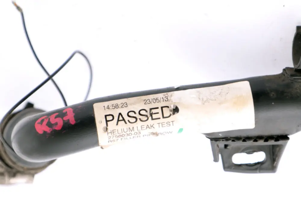 Tuyau Remplissage Carburant Plastique Diesel pour Mini Cooper R57 R58 R59 à propos du numéro de pièce 2758030 Mini Cooper R57 R58 R59 Tuyau Remplissage Carburant Plastique Diesel - SKU 2758030 - Numéro de pièce 2758030