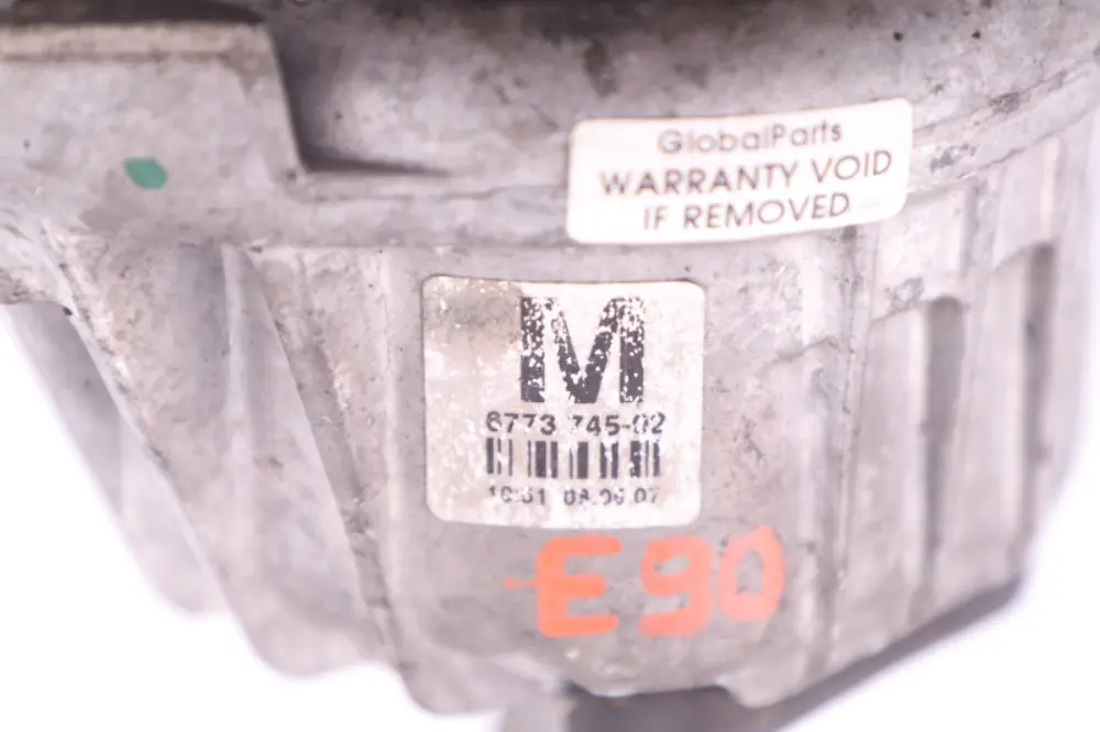 Poduszka Mocowanie Silnika do BMW E90 E91 E92 o numerze 6773745 BMW E90 E91 E92 Poduszka Mocowanie Silnika - SKU 6773745 - Numer Części 6773745