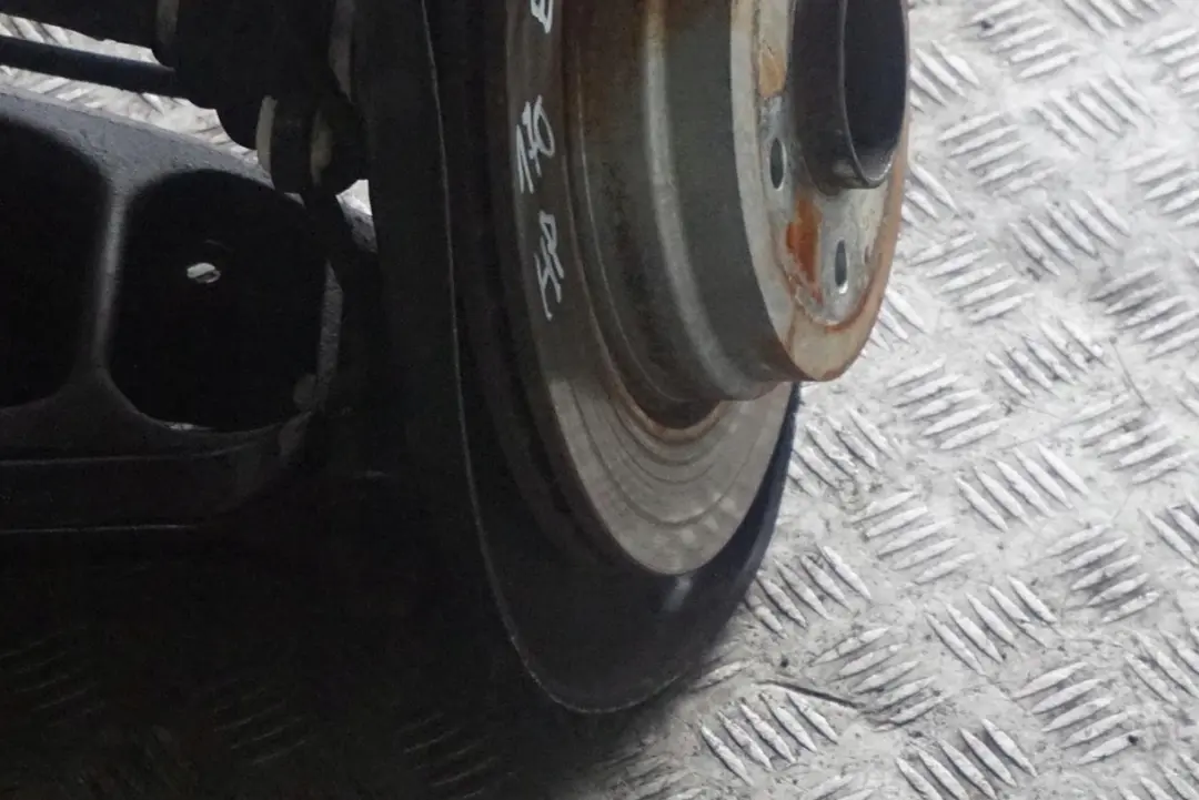 N43 Hinten Rechts Aufhängung Bein Achse Bremsnabe Manual für BMW E93 320i mit Teilenummer 6774808 BMW E93 320i N43 Hinten Rechts Aufhängung Bein Achse Bremsnabe Manual - SKU 6774808-1 - Teilenummer 6774808