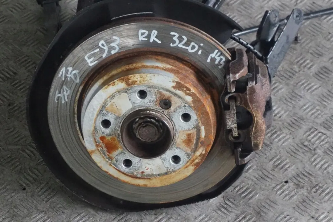 N43 Rear Right O/S Suspension Leg Axle Brake Hub Manual to BMW E93 320i with Part number 6774808 BMW E93 320i N43 Rear Right O/S Suspension Leg Axle Brake Hub Manual - SKU 6774808-1 - Part number 6774808