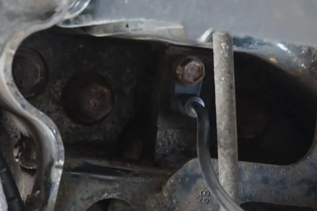 170hp Rear Left N/S Leg Brake Suspension Hub to BMW Mini R52 Cabrio Cooper S W11 with Part number 6781136 BMW Mini R52 Cabrio Cooper S W11 170hp Rear Left N/S Leg Brake Suspension Hub - SKU 6781136 - Part number 6781136