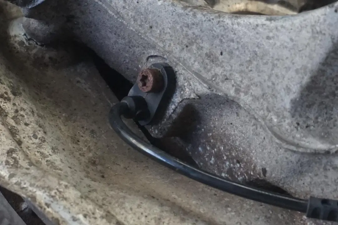 B38 116hp Front Right O/S Leg Brake Suspension Hub to BMW Mini Cooper D F56 with Part number 6852412 BMW Mini Cooper D F56 B38 116hp Front Right O/S Leg Brake Suspension Hub - SKU 6852412-1 - Part number 6852412